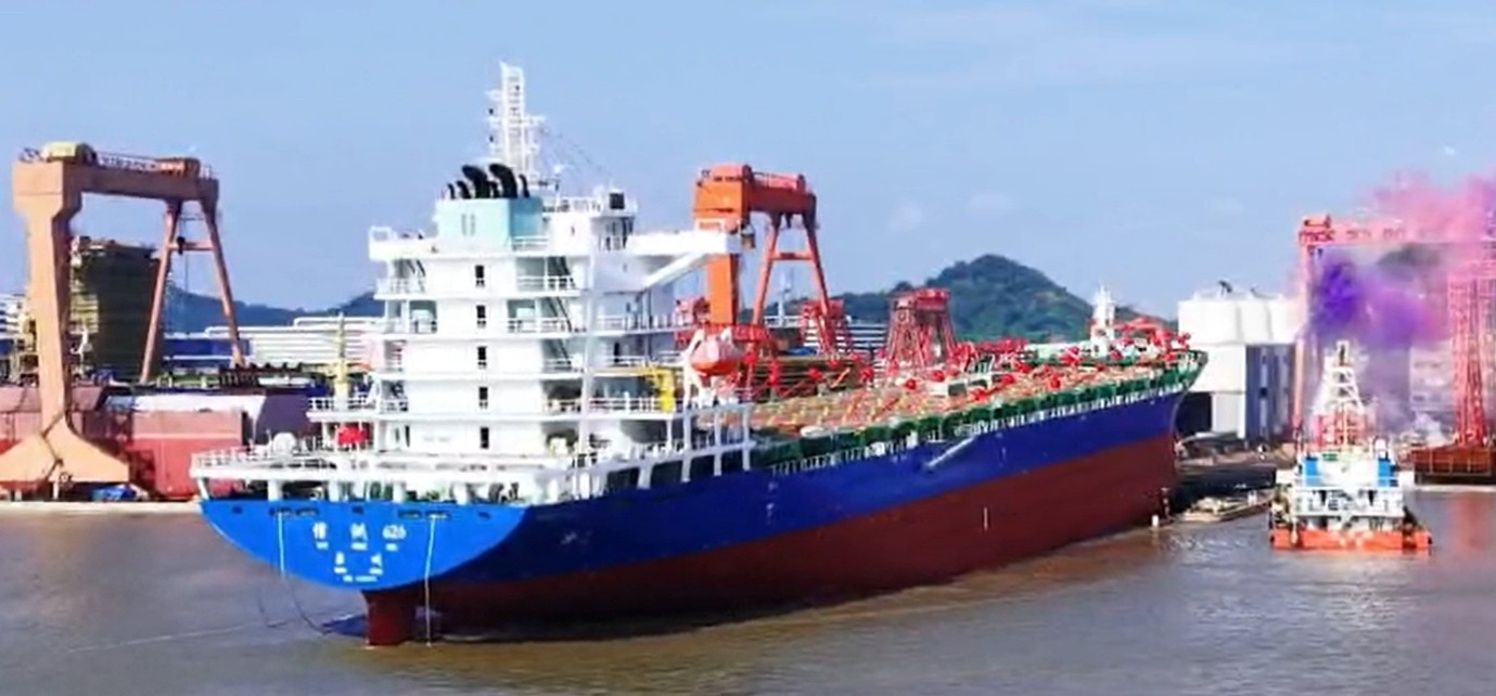 Silmar Shipping Launches Newbuilt 2,200 TEU Vessel "Xin Zhou 626" for India-Middle East-Russia Corridor